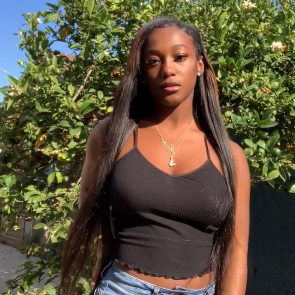 Meet your Posher, Jada